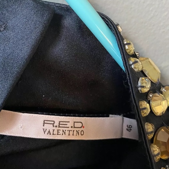 Red Valentino Silk Long Sleeve Black Top W/ Gold Embellished Collar &Wrist Decor - Picture 6 of 6